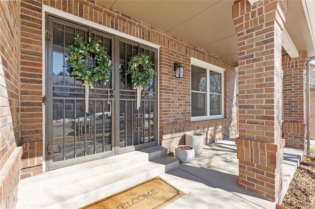 view of patio / terrace featuring covered porch