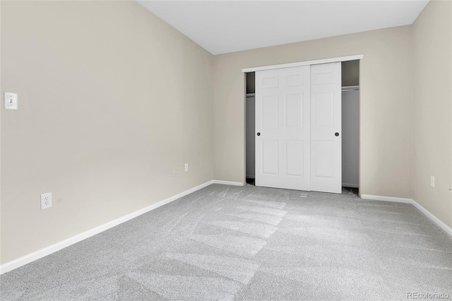 22974 E Dorado Dr, Aurora, CO 80015 - unfurnished bedroom featuring carpet floors, baseboards, and a closet