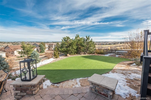 view of yard featuring a patio area