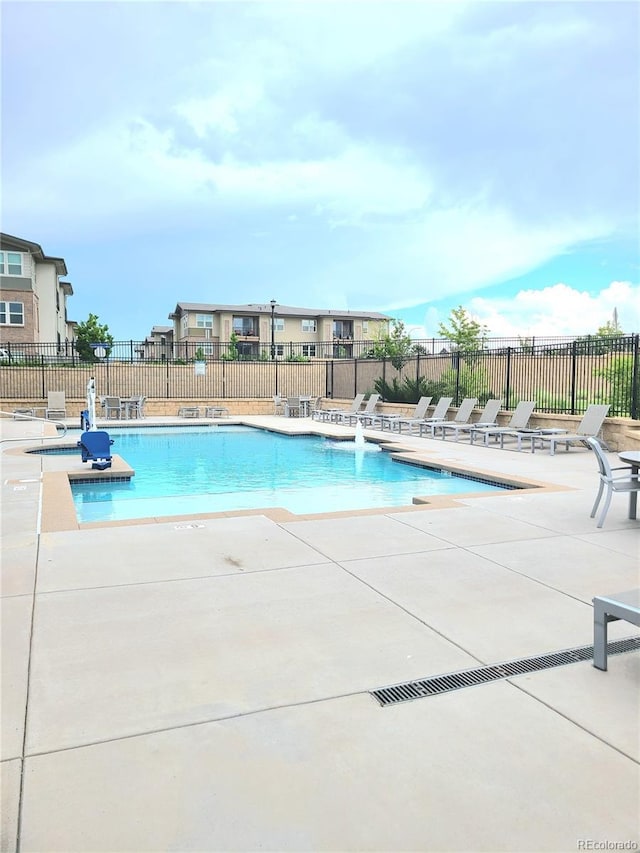 15530 W 64th Pl Unit C, Arvada, CO 80007 - community pool with a patio area