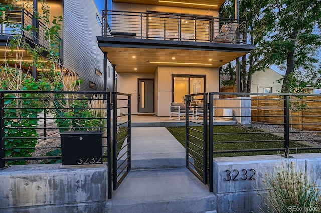 3232 W 16th Ave, Denver, CO 80204 - view of gate