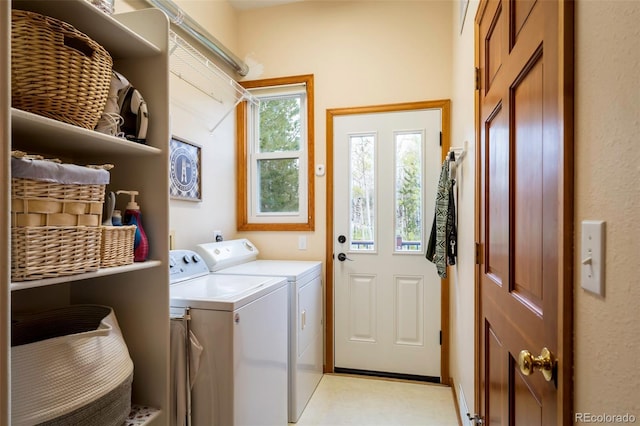 33 Sparrow Ct, Bailey, CO 80421 - laundry room featuring washing machine and dryer
