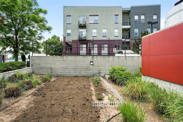 2518 16th St, Denver, CO 80211 - view of yard