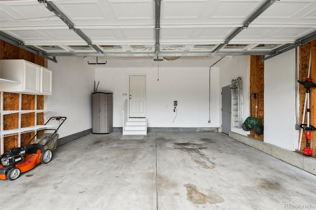11847 Trail View Ln, Parker, CO 80134 - garage featuring a garage door opener