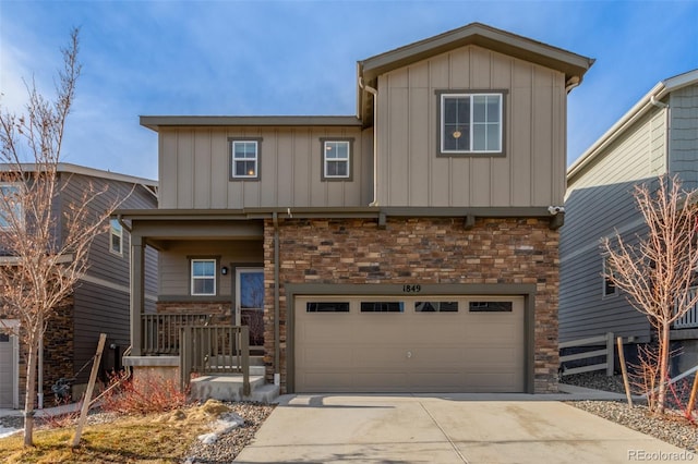 view of front of home featuring a garage