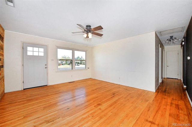 1822 N Circle Dr, Colorado Springs, CO 80909 - foyer featuring light wood-style floors and a ceiling fan