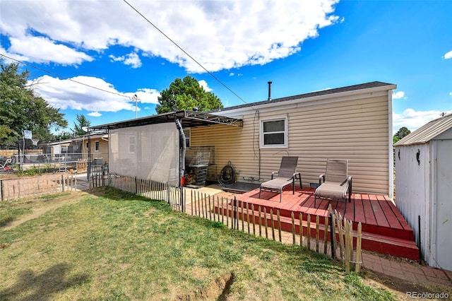 1822 N Circle Dr, Colorado Springs, CO 80909 - rear view of property featuring a wooden deck