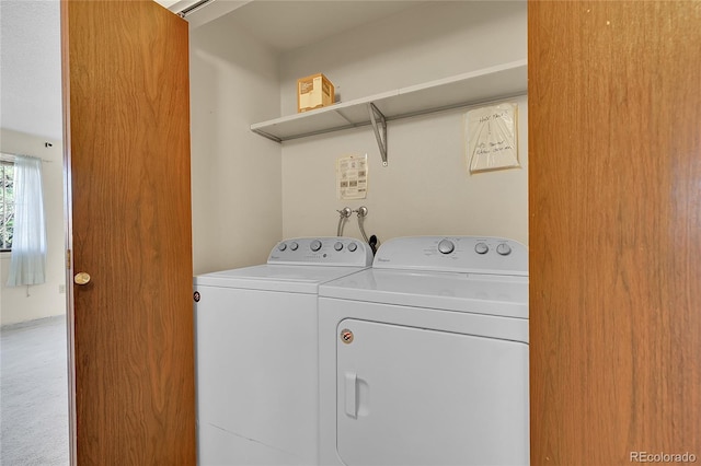 1830 S Pitkin Cir Unit B, Aurora, CO 80017 - laundry area with separate washer and dryer