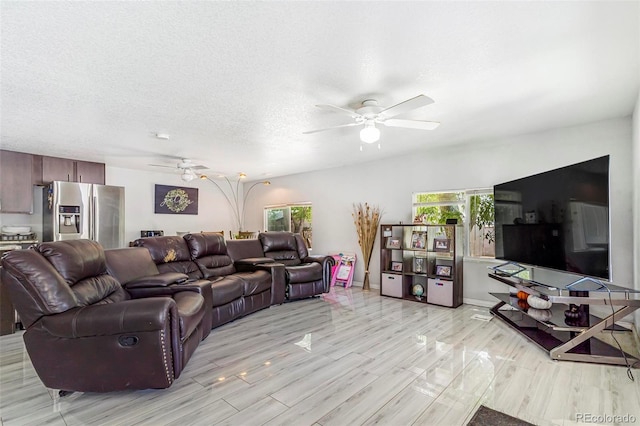 525 Willow Dr, Brighton, CO 80603 - photo 5