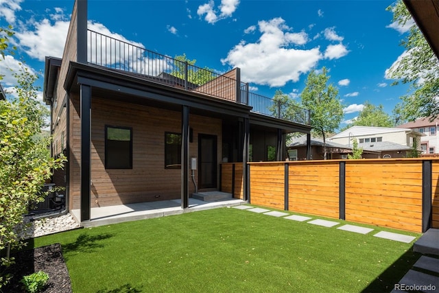 21 Washington Ave, Golden, CO 80403 - rear view of house with a balcony