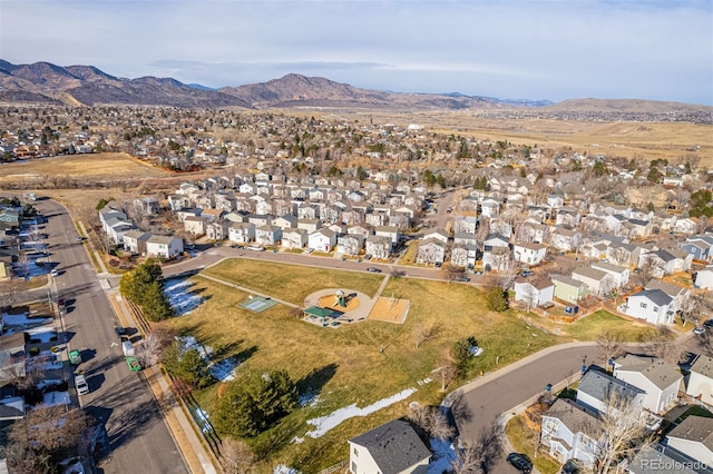 bird's eye view with a mountain view