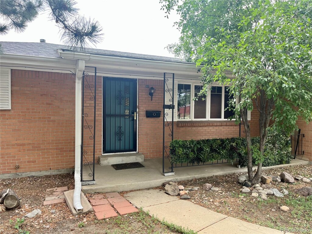 1088 Douglas Dr, Denver, CO 80221 - photo 1