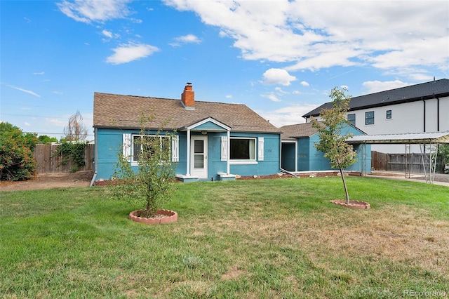 view of front of home with a front yard