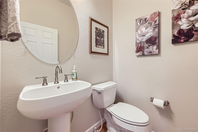 16626 Las Brisas Dr, Broomfield, CO 80023 - bathroom featuring a sink and toilet