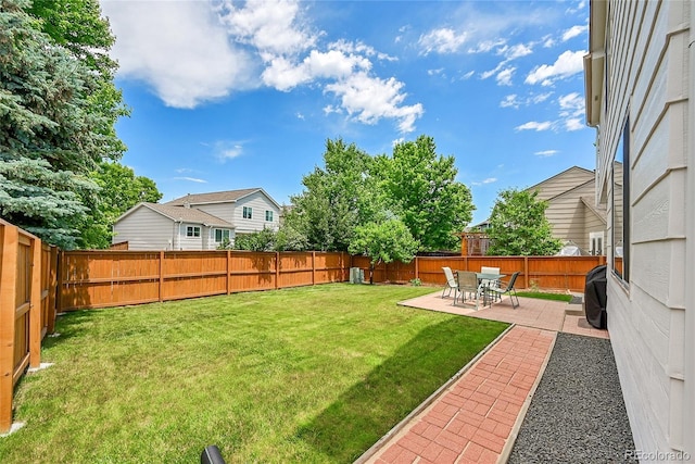 9717 Castle Ridge Cir, Highlands Ranch, CO 80129 - fenced backyard with a patio