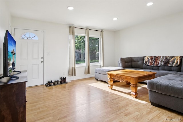 4759 S Xenophon St, Morrison, CO 80465 - living area with light wood-style flooring and recessed lighting