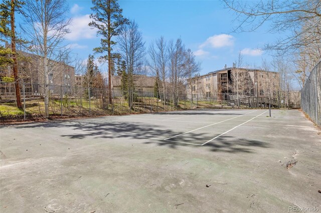 4400 Lodgepole Cir Unit 101, Silverthorne, CO 80498 - view of tennis court