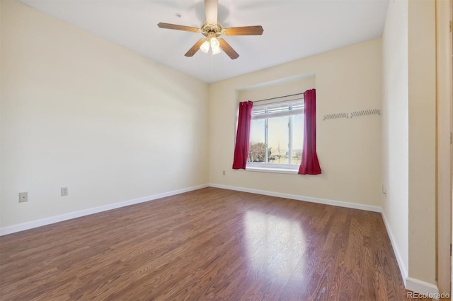 unfurnished room featuring wood-type flooring and ceiling fan