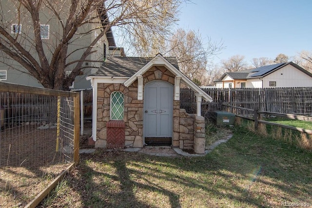 811 W Main St, Buena Vista, CO 81211 - view of outdoor structure featuring an outdoor structure and a fenced backyard
