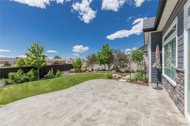 21701 E 50th Dr, Aurora, CO 80019 - view of patio