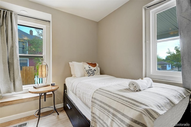 1510 S Cascade Ave, Colorado Springs, CO 80905 - bedroom featuring light wood finished floors and baseboards