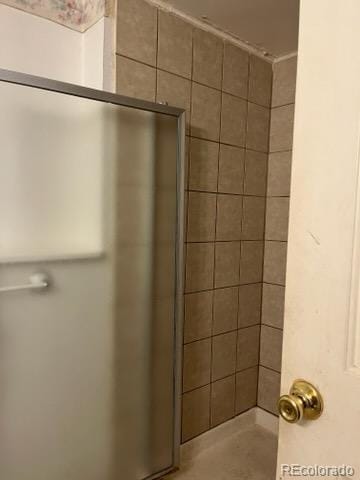 11318 Clermont Dr, Thornton, CO 80233 - full bath with a shower stall