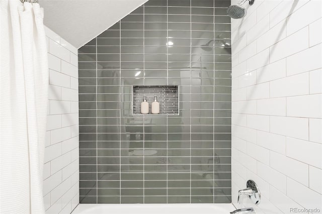 1947 King St, Denver, CO 80204 - full bath with shower / bath combo with shower curtain