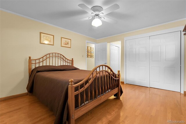 1091 E Pinewood Ave, Centennial, CO 80121 - bedroom featuring ornamental molding, light wood finished floors, and ceiling fan