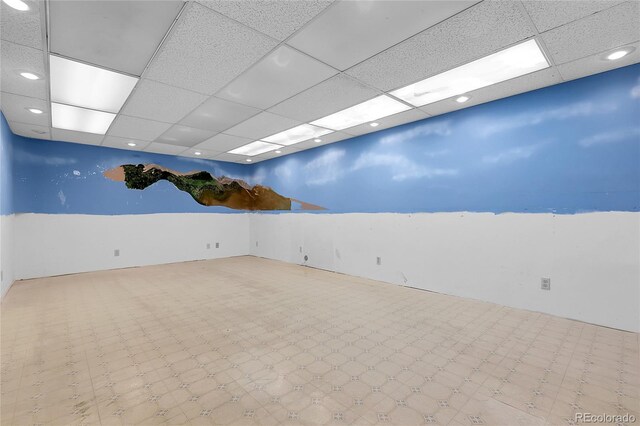 1091 E Pinewood Ave, Centennial, CO 80121 - empty room with a paneled ceiling and recessed lighting