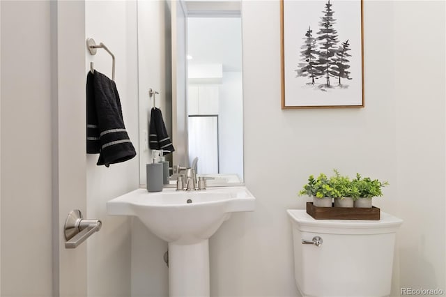 2409 Court Pl, Denver, CO 80205 - bathroom featuring toilet