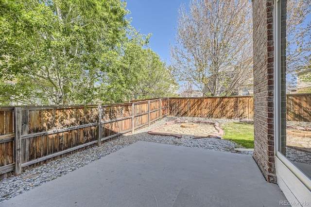 24763 E Crestridge Pl, Aurora, CO 80016 - view of patio with a fenced backyard