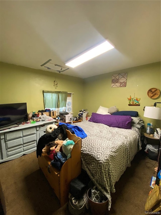 bedroom with carpet flooring