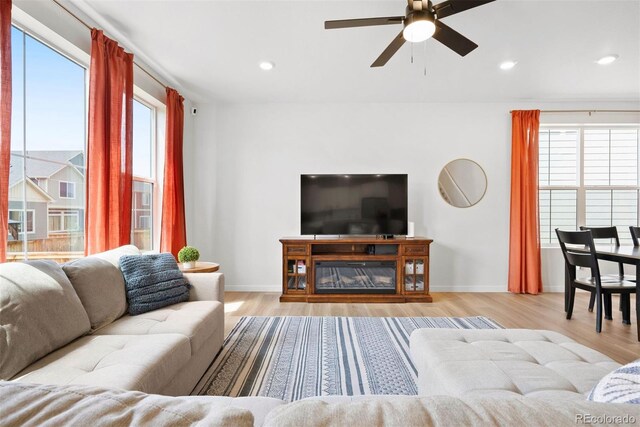 10925 Norfolk Ct, Commerce City, CO 80022 - photo 3