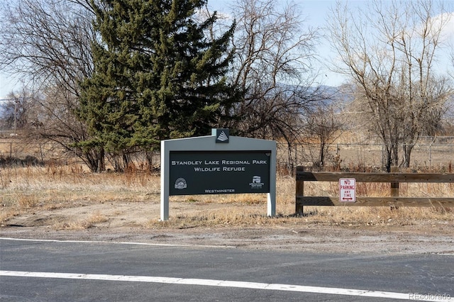 exterior space with fence