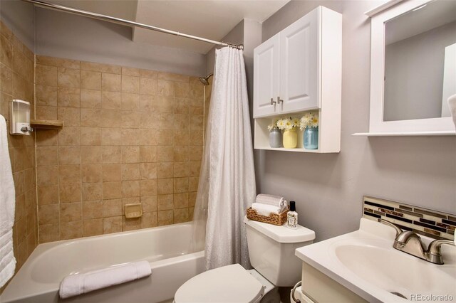 472 Ryan Gulch Rd, Silverthorne, CO 80498 - bathroom featuring shower / tub combo, toilet, and vanity