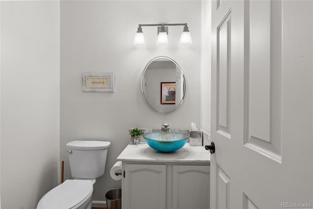 2181 E Phillips Ln, Centennial, CO 80122 - bathroom with vanity and toilet