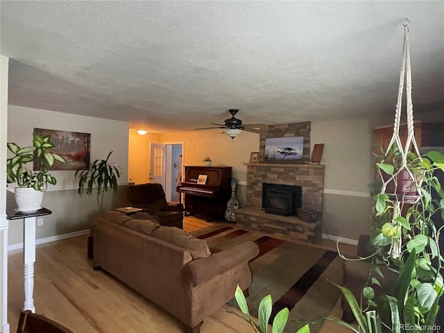 12285 W 34th Pl, Wheat Ridge, CO 80033 - photo 7