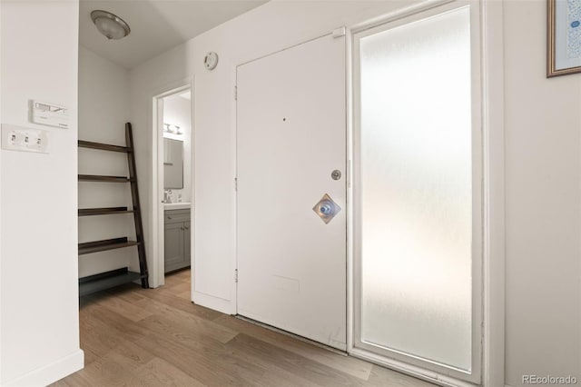 441 S Monaco Pkwy, Denver, CO 80224 - photo 5