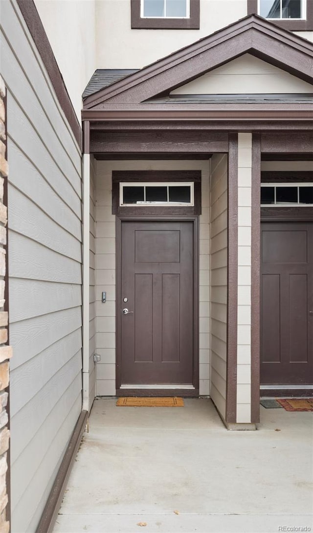 view of exterior entry