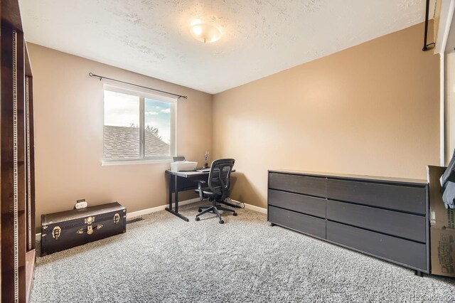 13661 W Tufts Ave, Morrison, CO 80465 - carpeted office with baseboards