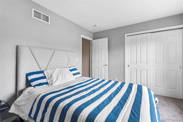 3000 E 112th Ave Unit 86, Northglenn, CO 80233 - carpeted bedroom with a closet