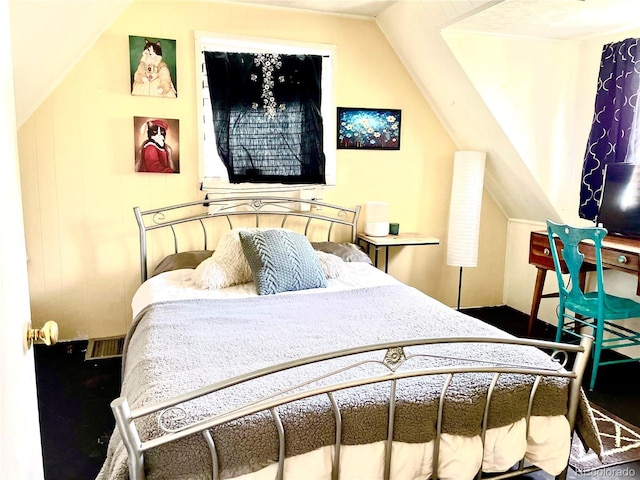 941 French St, Silver Cliff, CO 81252 - bedroom featuring vaulted ceiling