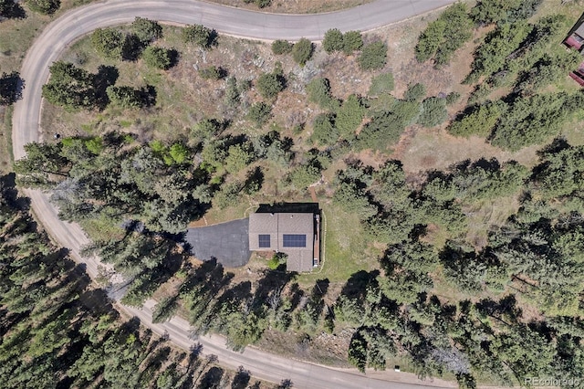 aerial view of property and surrounding area