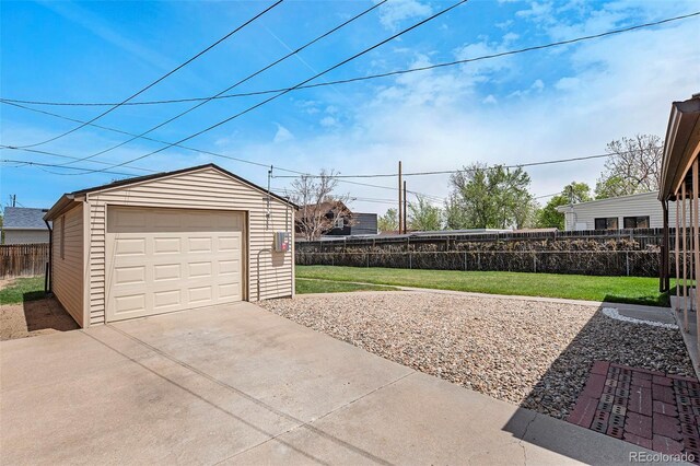 detached garage with driveway