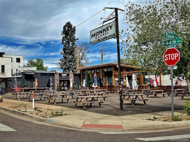 2235 W 46th Ave, Denver, CO 80211 - view of property's community