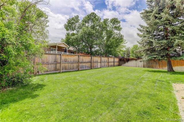 8652 Aberdeen Cir, Highlands Ranch, CO 80130 - view of yard