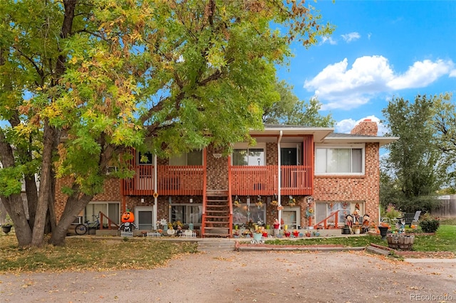 view of front of house