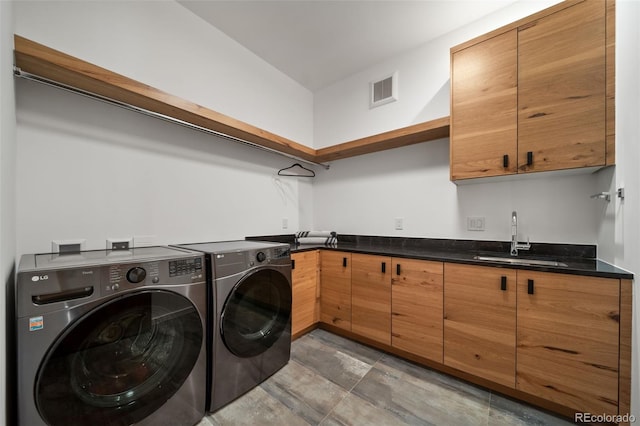 365 Bow Mountain Rd, Boulder, CO 80302 - washroom featuring washing machine and dryer, cabinet space, and wet bar