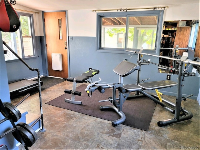 workout area with baseboards