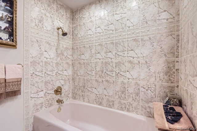 3724 S Poplar St, Denver, CO 80237 - bathroom featuring  shower combination